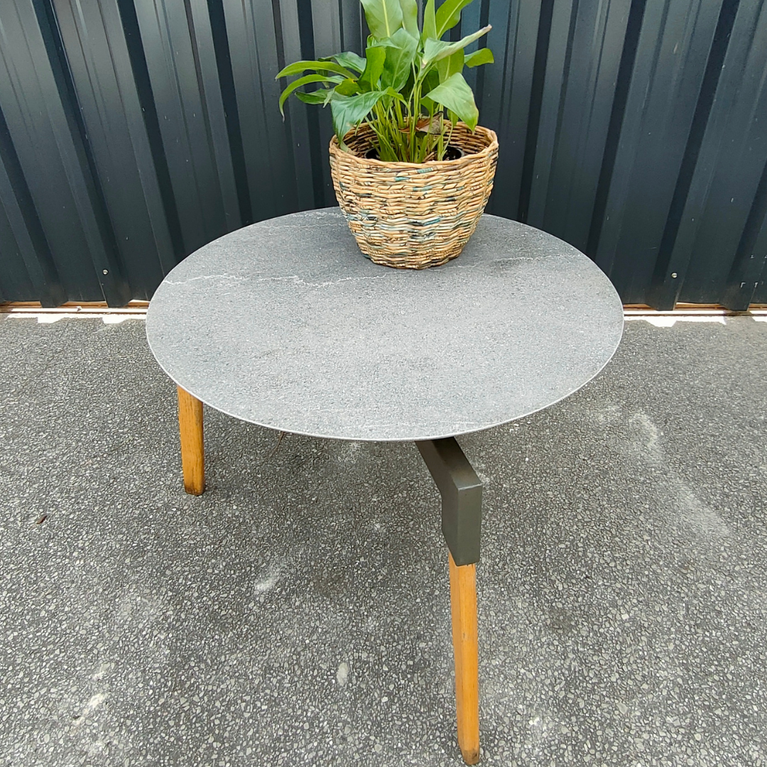 The Erlank War-of-the-Worlds Side Table GRAY Marble