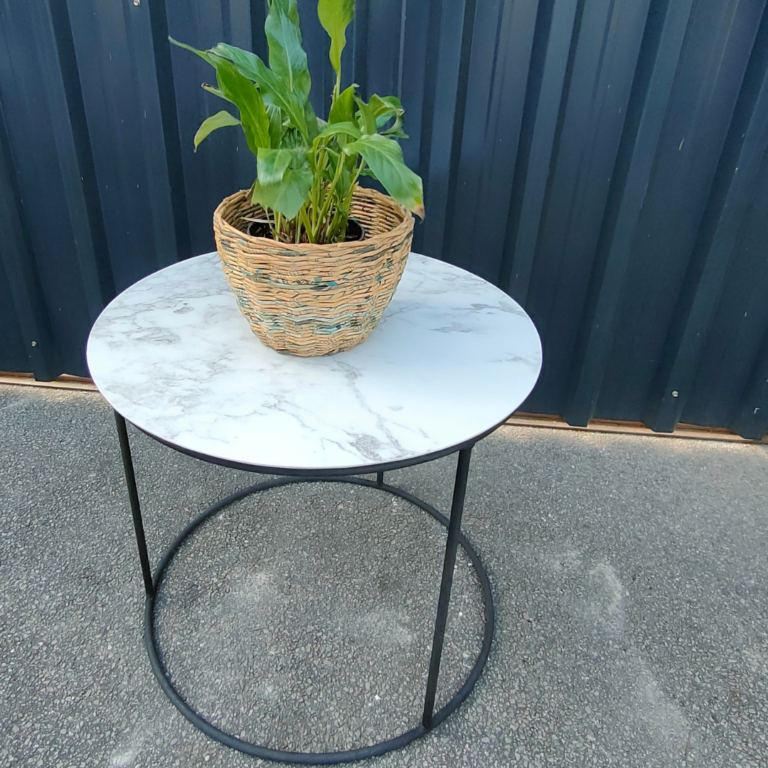 The Greeb Tall Table WHITE/GRAY