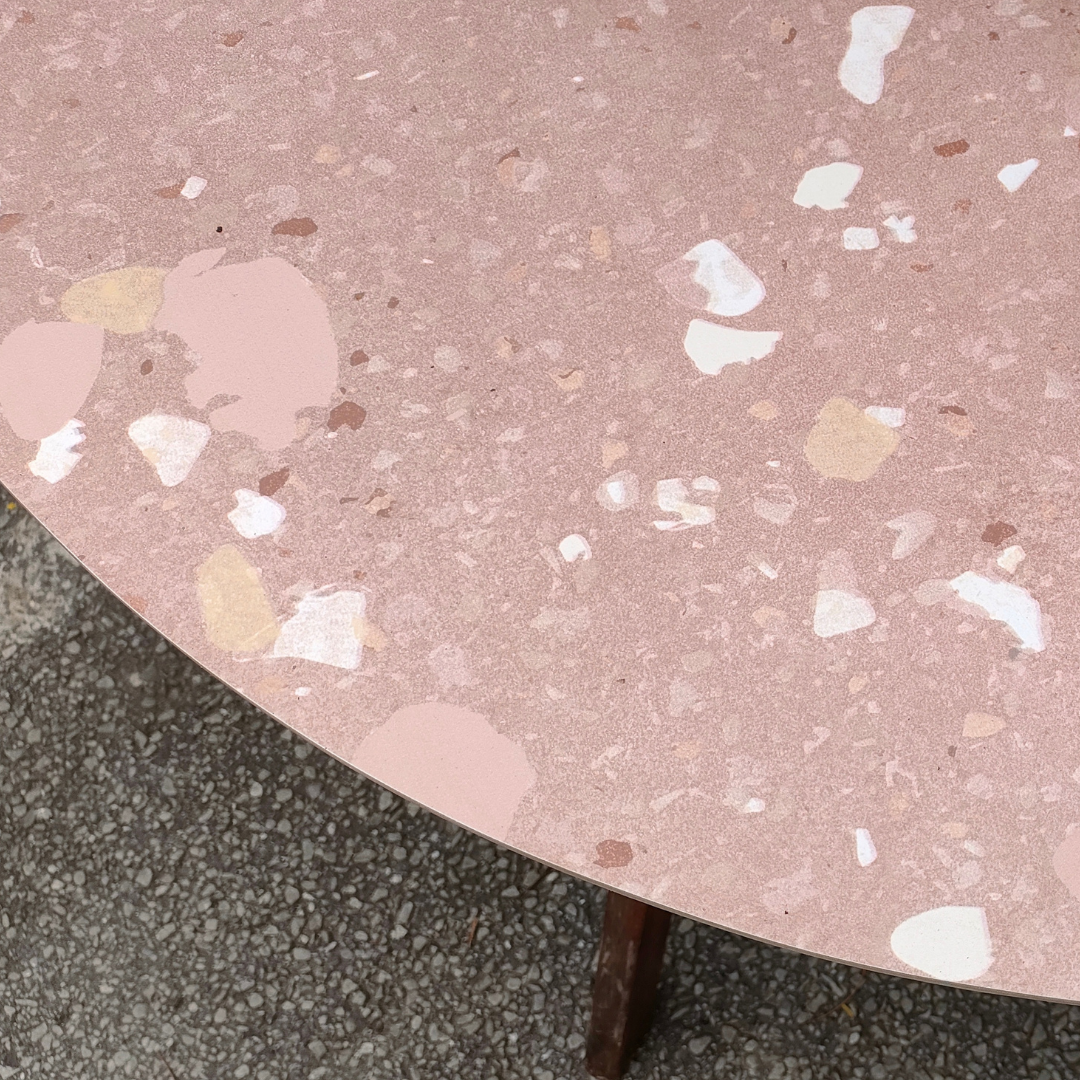 The Hollis Round PINK