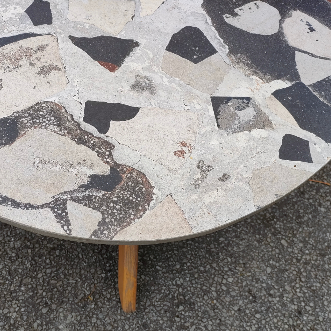 The Hollis Coffee Table Small - AGGREGATE