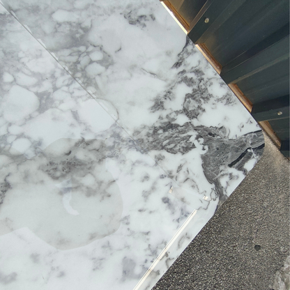 The Llynn Square Coffee Table Medium GRAY/WHITE